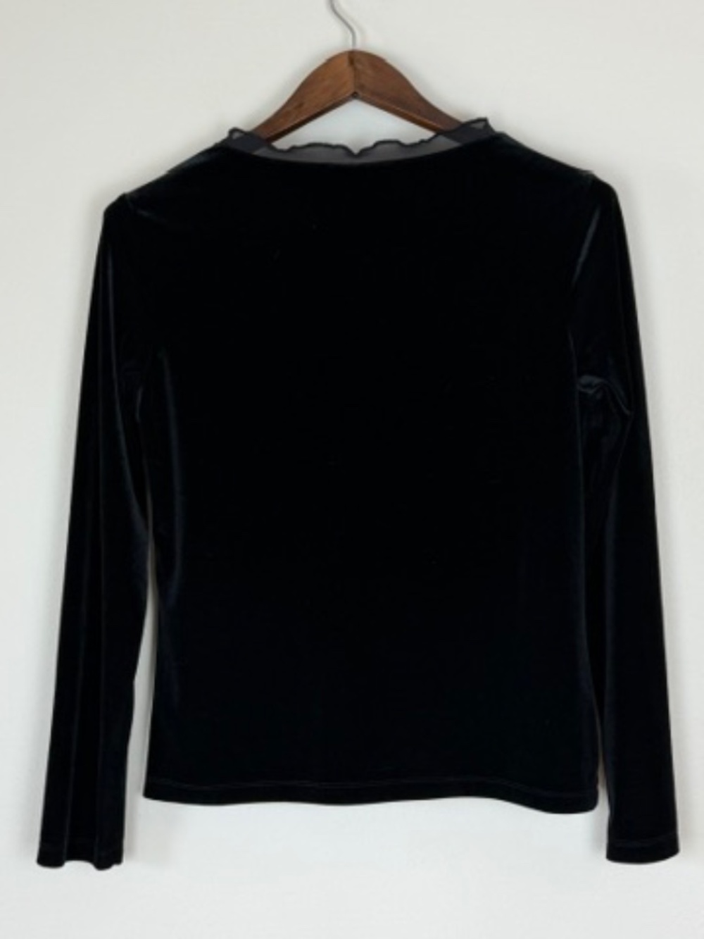 Lauren Ralph Lauren Black Velour V Neck Blouse with Sheer Ruffle Collar Medium - Picture 2 of 10